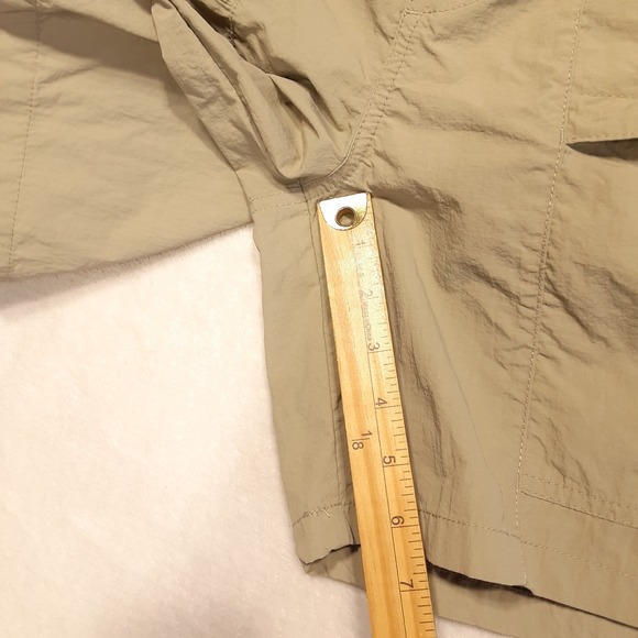 Old Navy Mens Tech Hybrid Cargo Shorts Med. Green 7-inch inseam Birch Leaf Nylon - Picture 9 of 10